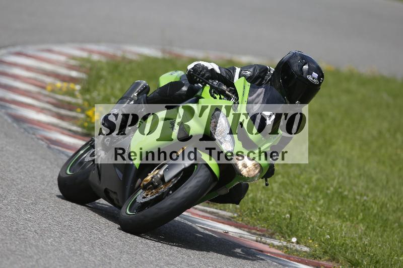 /Archiv-2024/29 12.06.2024 MOTO.CH Track Day ADR/Gruppe blau/4